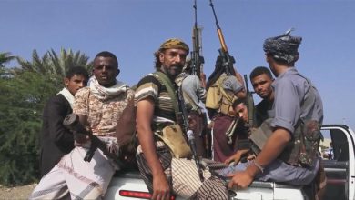 صورة الحكومة اليمنية تتهم الحوثيين بزج 1000 طفل في المعركة