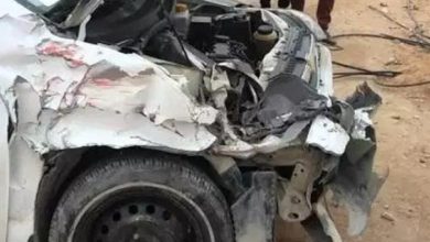 صورة وفاة داعية و زوجته في حادث مروري على طريق العبر