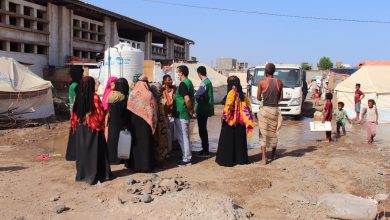 صورة البرنامج السعودي لتنمية وإعمار اليمن يساهم في إغاثة عدن من الأمطار والسيول” صور”
