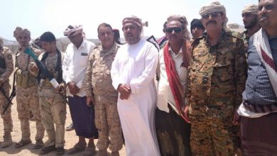 صورة رئيس انتقالي سقطرى يقف على استعدادات القوات المسلحة الجنوبية لتأمين المحافظة (صور)