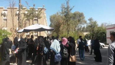 صورة على خطى داعش.. مليشيا الحوثي تمنع الاختلاط في جامعة صنعاء وتحدد شروط «الحشمة»