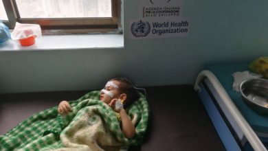 صورة الصحة العالمية: 320 ألف طفل في اليمن يعانون سوء التغذية