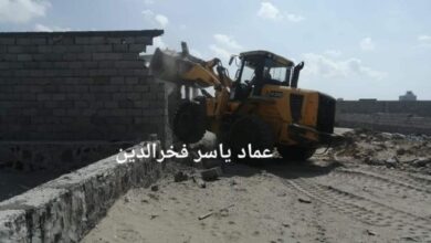 صورة خور مكسر .. حملة أمنية لإزالة التعديات والبناء على أراضي الدولة والمواطنين