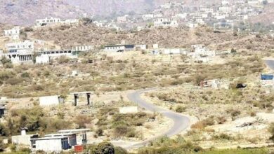 صورة مصادر.. مليشيا #الحوثي تعرقل فتح الطريق الرابط بين #الضالع وإب  بزراعة المتفجرات