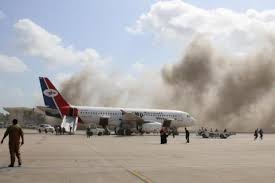 صورة معلقا على هجوم #مطار_عدن.. نائب رئيس #الانتقالي: العمل الإرهابي لن يثنينا أبدا عن العمل في صالح #الشعب وإعانة #حكومة_المناصفة
