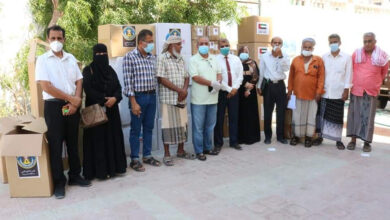 صورة انتقالي #حضرموت يدشن توزيع منحة الرئيس الزُبيدي على مراكز العزل الصحي بالمحافظة