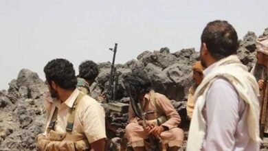صورة مقاومة #البيضاء تشن هجوما على مواقع مليشيا الحوثي وسقوط قتلى وجرحى