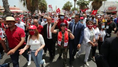 صورة تونس تنتفض ضد هيمنة «الإخوان» على البرلمان