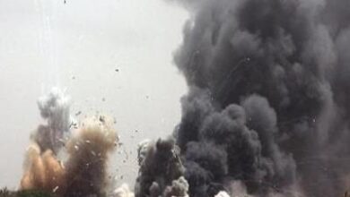 صورة انفجار عنيف يهز موقع الفرقة الأولى مدرع بصنعاء