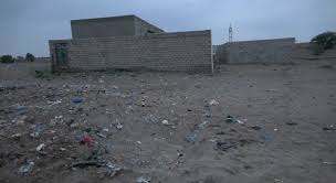 صورة #الحديدة اليمنية.. مليشيات #الحوثي تستهدف مدينة التُّحيتا وتلحق أضرارًا بمنازل #المواطنين