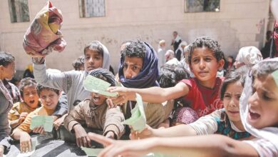 صورة منظمة دولية: ارتفاع الأسعار وانهيار العملة يدفعان أطفال اليمن نحو حافة المجاعة