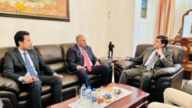 صورة الرئيس القائد عيدروس الزبيدي يلتقي سفير #روسيا الاتحادية لدى #الإمارات العربية المتحدة