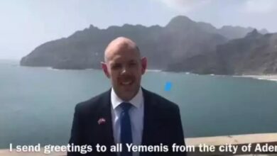 صورة سفير بريطاني من داخل عدن : قدرة اليمنيين مذهلة