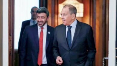 صورة بينها اليمن.. وزير خارجية الإمارات يكشف كواليس محادثاته في روسيا