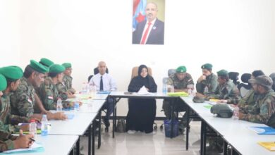 صورة دائرة حقوق الانسان بالانتقالي تواصل عقد ورشتها التوعوية لقوات الحزام الأمني في العاصمة عدن