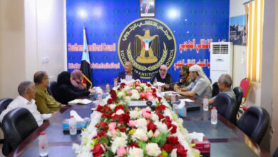 صورة شطارة يوجه أعضاء الجمعية في العاصمة عدن بذل الجهود من أجل الارتقاء بمدينتهم