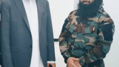 صورة نائب رئيس مجلس القيادة الرئاسي المحرمي يلتقي مدير إدارة مكافحة المخدرات بالحزام الأمني