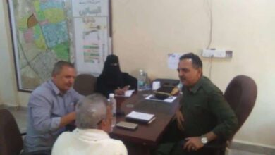 صورة رئيس تنفيذية انتقالي دارسعد يتفقد مركز شرطة البساتين