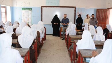 صورة بن جرادي يطلع على سير العملية التعليمية في مدارس وثانويات مديرية صيرة