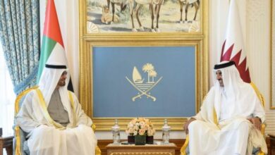 صورة رئيس الإمارات يبحث مع أمير قطر العلاقات الأخوية والتطورات الإقليمية
