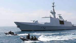صورة تقدر قيمتها بـ 50 مليون دولار.. البحرية الفرنسية تضبط شحنة مخدرات ضخمة في بحر العرب