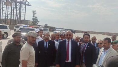 صورة عاجل| الرئيس الزُبيدي يصل إلى العاصمة عدن