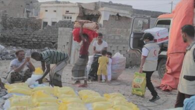 صورة هلال الإمارات يسير قافلة مساعدات إغاثية لمتضرري إعصار تيج بحضرموت