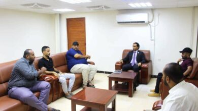 صورة رئيس تنفيذية انتقالي العاصمة عدن يلتقي اللجان المجتمعية في منطقة شعب العيدروس بصيرة