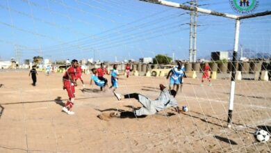صورة طوق العاصمة عدن يكتسح اللواء الثالث حزم بسداسية ويتأهل للدور الثاني في بطولة الحزام الأمني لكرة القدم